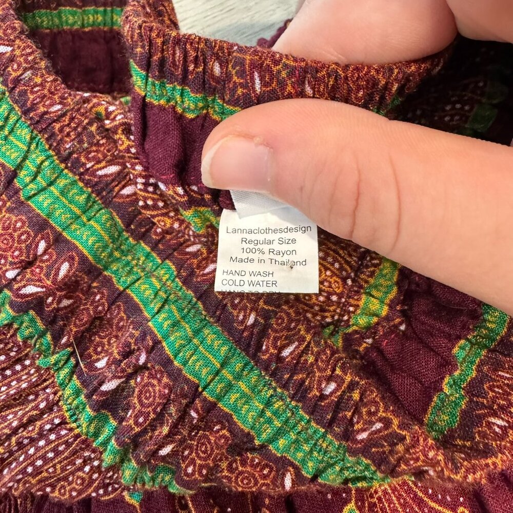 Burgundy Feather Print Harem Pants Size Medium Smocked Waist, Pockets M3 - Picture 3 of 7